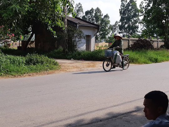 Bàng hoàng phát hiện chồng chết treo cổ trong nghĩa trang-1