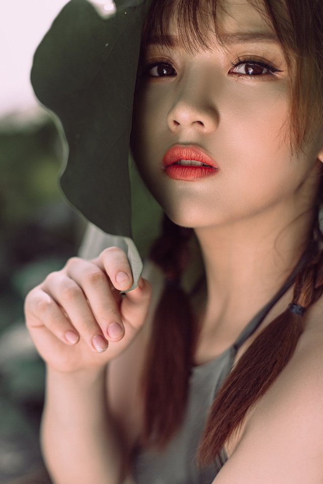 Ngắm vẻ đẹp xuân thì của thiếu nữ tuổi 18 bên đầm sen-7