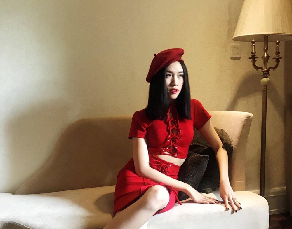 Vẻ gợi cảm của các hot girl VTV từng thi hoa hậu-9