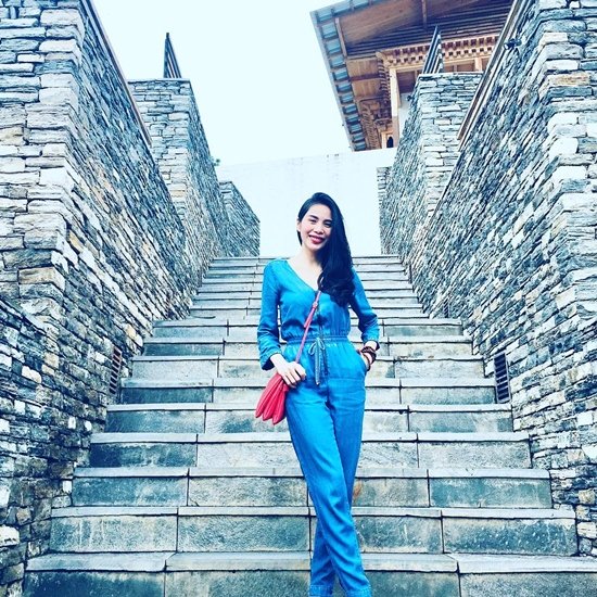 Siêu mẫu Minh Tú mặc bikini khoe body nóng bỏng-12