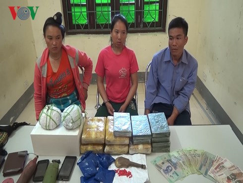 3 đầu nậu” ma túy người Lào mang theo vũ khí nóng đi giao hàng-1