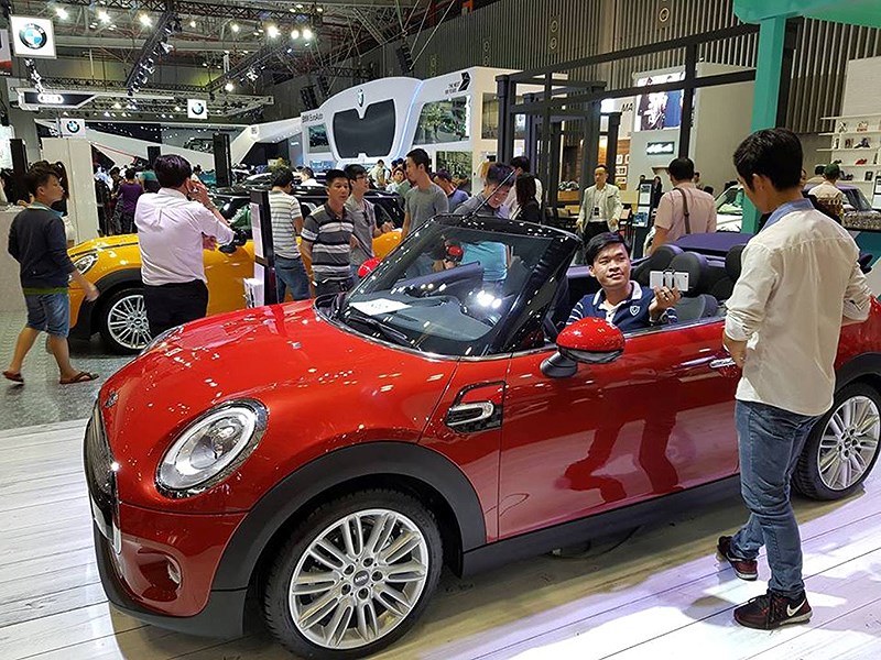 Ô tô nhập khẩu lại bị ‘dội gáo nước lạnh’-1