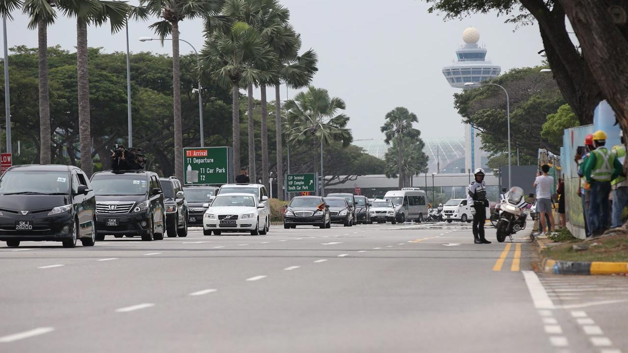 Hé lộ hành trình bí mật của chuyên cơ chở Kim Jong Un tới Singapore-2