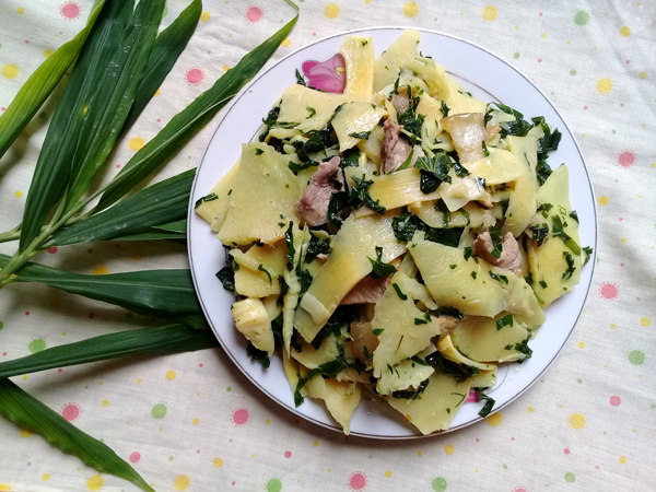 Cách làm măng xào lá lốt lạ miệng, đưa cơm-1