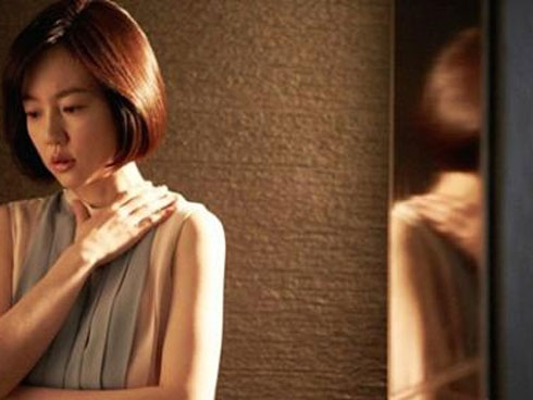 Anh sếp cưng nhân viên nhất quả đất: Tự tay làm mái che cho nhân viên để xe-3