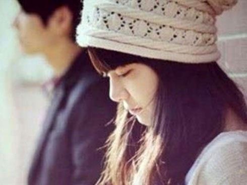 Cô nàng đăng đàn hỏi cách chia tay êm thấm để đến với người mới có điều kiện hơn, nhưng dân mạng chỉ chú ý người hiến kế