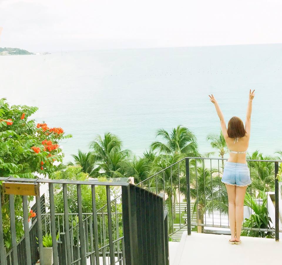 Ngắm trọn thân hình vạn người mê của Lã Thanh Huyền-1