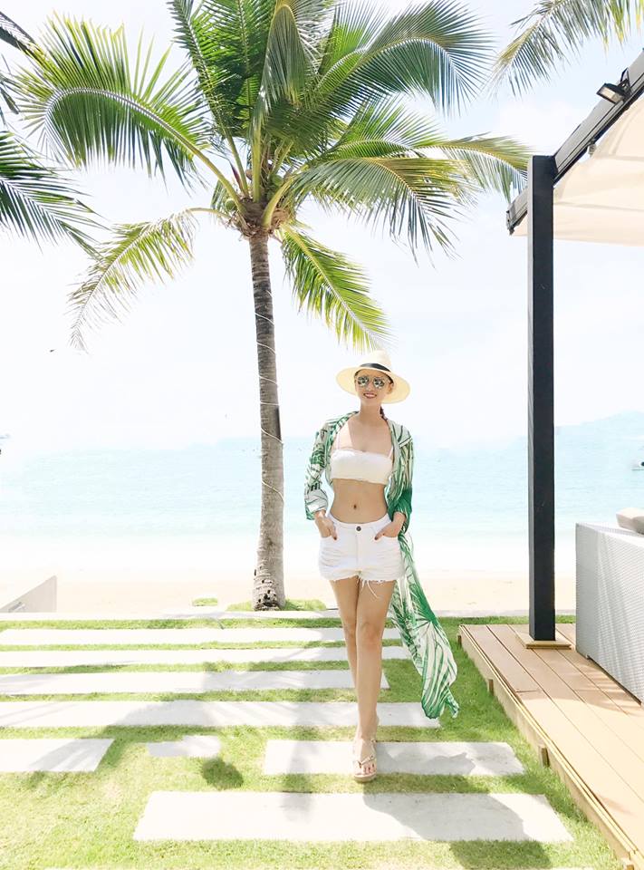 Ngắm trọn thân hình vạn người mê của Lã Thanh Huyền-15