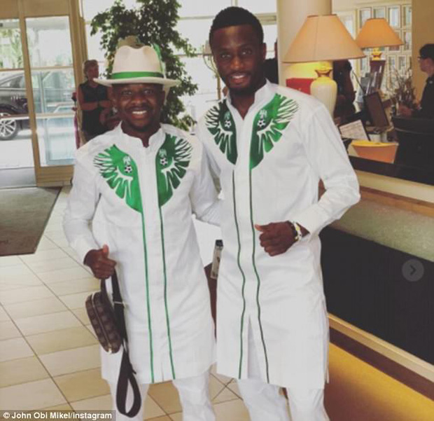 Đội tuyển Nigeria đến World Cup 2018 với thời trang độc đáo-4