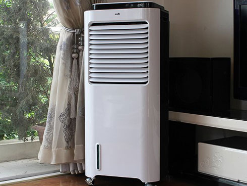 Ham rẻ mua quạt điều hòa trưng bày có thể ôm phải hàng phế thải-2