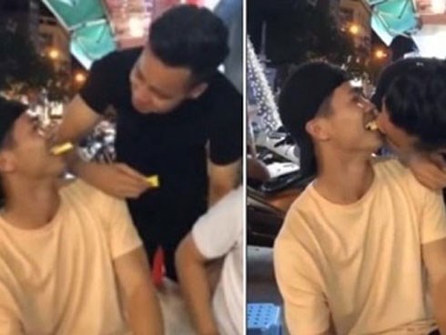 Công Phượng khiến fan bấn loạn với hành động thân mật cùng trai đẹp