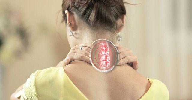 Nhìn phim chụp X-quang cổ của con, mẹ hối hận tột cùng khi trót để con sớm chơi thứ này-2