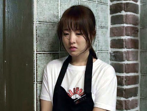 Cả đời tôi sẽ không bao giờ quên cái ngày cả nhà chồng đổ tội cho mẹ tôi khiến mẹ phải ra về trong uất ức