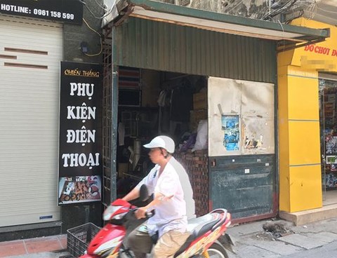 Kẻ nhiễm HIV xích thai phụ 2 ngày trong nhà trước khi đâm 20 nhát