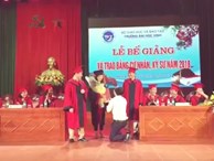 Bí mật đằng sau màn cầu hôn nóng nhất MXH - nữ sinh được thầy giáo quỳ gối cầu hôn ngay trong lễ tốt nghiệp