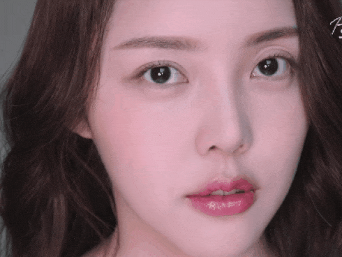 Học 'Phù thủy makeup' xứ Hàn cách trang điểm tự nhiên giúp làm bừng sáng khuôn mặt
