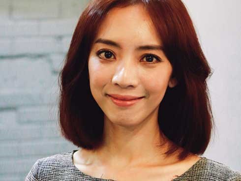 Một mình qua Hàn phẫu thuật thẩm mỹ, Thu Trang đã nói câu không ngờ này với bác sĩ
