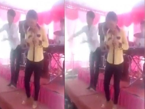 Màn hát và nhảy bất chấp nhịp điệu và nhạc lý khiến người nghe sởn da gà