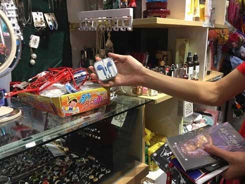 Nguy cơ hỏng tai vì những chiếc tai nghe iPhone giá rẻ 'giật mình'