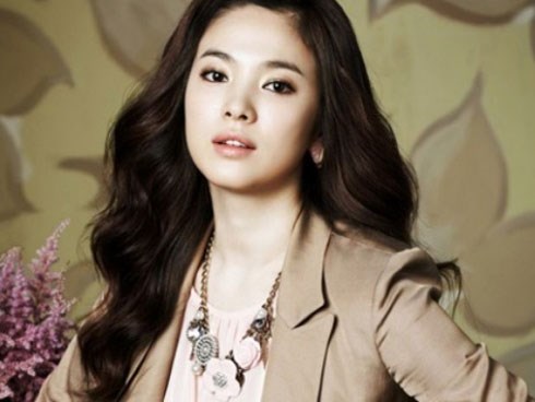 Top 3 nữ con giáp có túi tiền như 