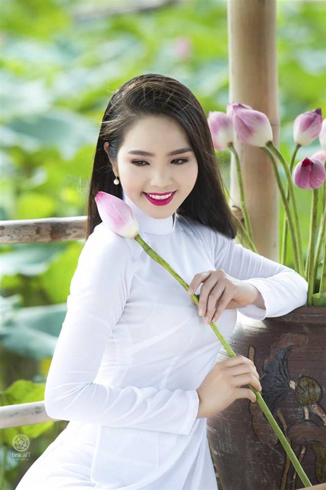 Hình ảnh các thiếu nữ Việt say sưa tạo dáng bên hoa 4 mùa | Tin ...