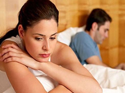 Kết hôn gần 1 năm chồng vẫn không chạm vào vợ, chỉ vì vợ thú nhận không còn trong trắng
