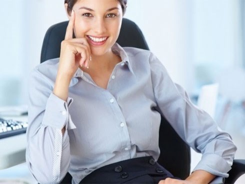 Đi xin việc gặp sếp là... vợ cũ, chồng nhen nhóm ý định hàn gắn và cái kết