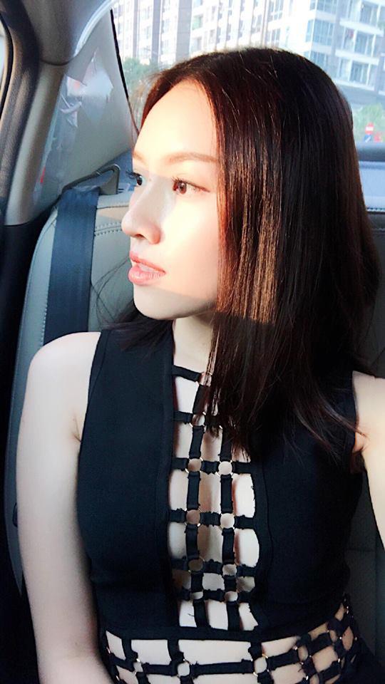 Gục ngã trước sắc vóc của nữ MC 22 tuổi được mệnh danh nóng bỏng nhất nhà đài VTV-3