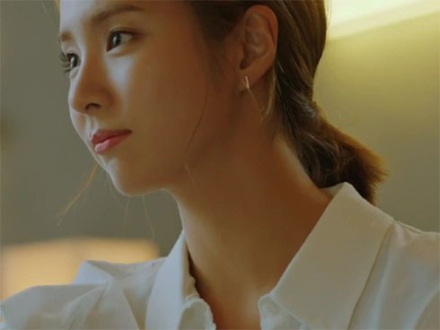 Cưới 2 năm chồng không chịu sinh con lẫn làm giấy hôn thú, và điều kiện với vợ để đăng kí kết hôn oái oăm