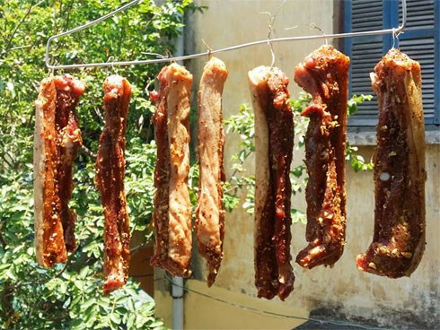 Đặc sản nắng nóng, chị em đua nhau làm đãi chồng