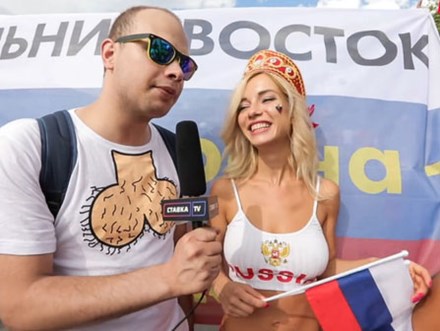 Fan nữ nổi tiếng hứa khoả thân nếu tuyển Nga vô địch World Cup 2018