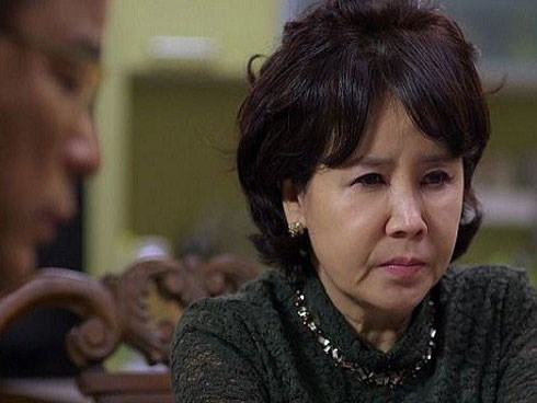 Mặc quần đùi ngắn cũn đi chợ, tôi bị nhà trai 'cấm cửa' vì không chấp nhận 'gái hư' về làm dâu