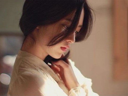 Không sinh con để dốc lòng chăm sóc con riêng của chồng, vậy mà tôi vẫn bị anh đòi ly hôn