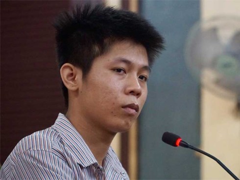 Rợn người với sự tàn nhẫn của sát nhân 18 tuổi
