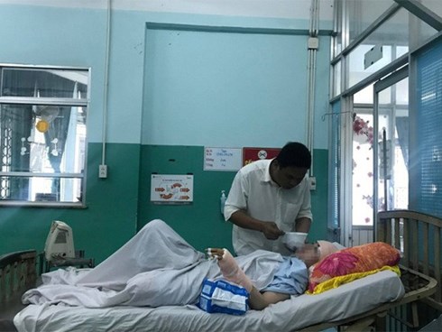 Vụ nổ súng vào người yêu cũ ở Sài Gòn: Nạn nhân nhiều lần bị dọa giết