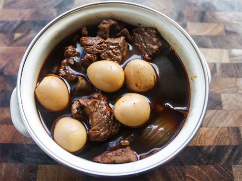 Thêm một cách chế biến thịt kho trứng ngon 