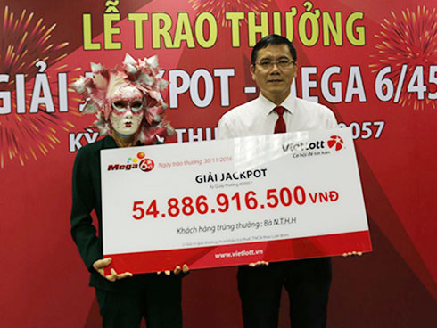 Trùng hợp thú vị: 2 tỷ phú USD người Việt đều khởi nghiệp từ mì gói-4