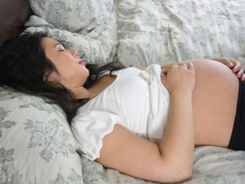 Bí mật động trời về cốc sữa nóng chồng vẫn pha cho vợ bầu mỗi đêm