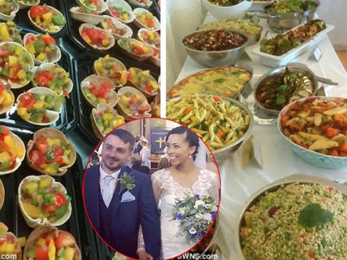 Cặp đôi chỉ tốn 21 triệu đồng đãi tiệc cưới 140 khách nhờ tận dụng thức ăn sắp bỏ đi ở siêu thị