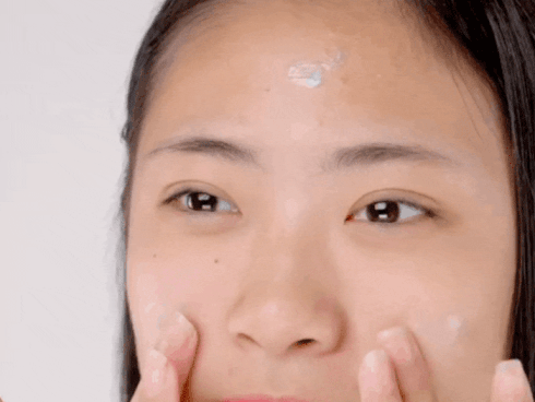Hơn cả dưỡng ẩm là duy trì được làn da ẩm mọng cả ngày, các nàng cần khắc cốt ghi tâm” 4 tips sau-5