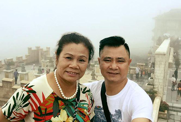 Mẹ danh hài Tự Long nhập viện cấp cứu, phải cắt một quả thận-4