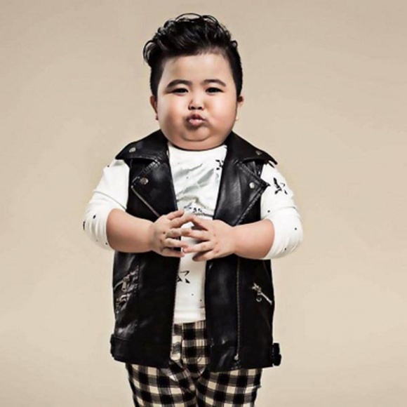 Hai nhóc mập thần đồng kiếm tiền trăm triệu của showbiz giờ ra sao sau 3 năm phủ đầy hào quang?-10