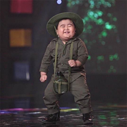 Hai nhóc mập thần đồng kiếm tiền trăm triệu của showbiz giờ ra sao sau 3 năm phủ đầy hào quang?-13