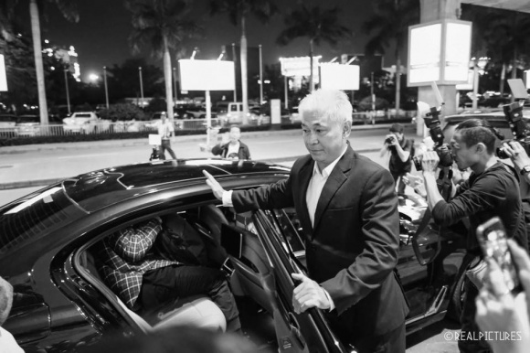 Đời tư kín tiếng của diễn viên Nguyễn Văn Tùng - người kiêm vệ sĩ bảo vệ các ngôi sao nổi tiếng-21