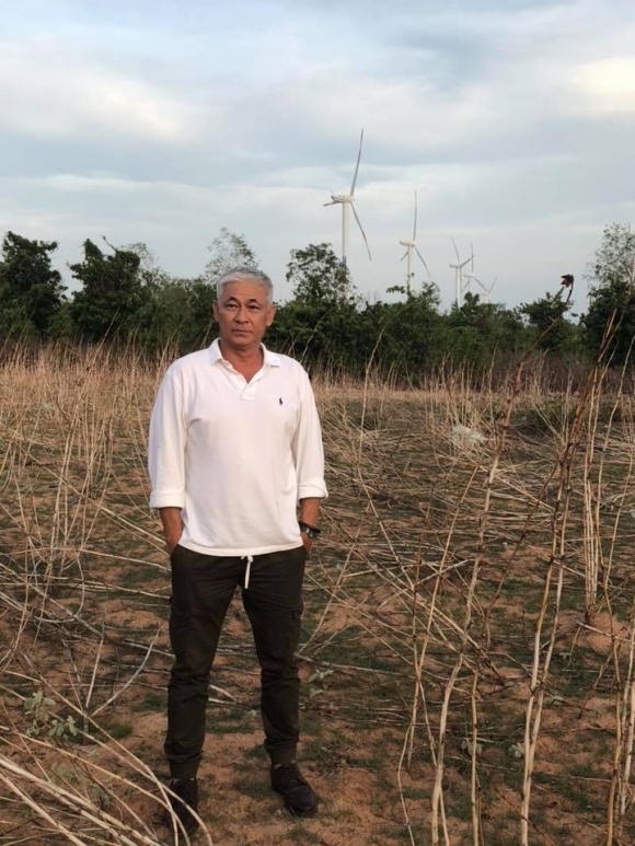 Đời tư kín tiếng của diễn viên Nguyễn Văn Tùng - người kiêm vệ sĩ bảo vệ các ngôi sao nổi tiếng-29