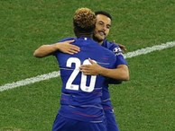 Tân HLV Maurizio Sarri ra mắt Chelsea bằng một chiến thắng