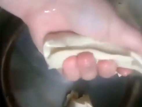 Đăng clip cảnh báo đậu phụ giả
