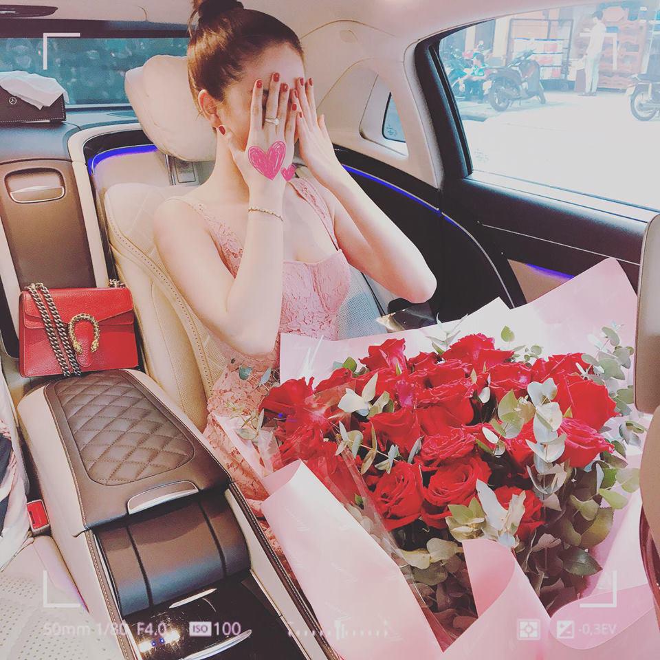 Ngọc Trinh để vòng 1 bốc hơi vì không ít lỗi lầm khi chọn váy áo-5