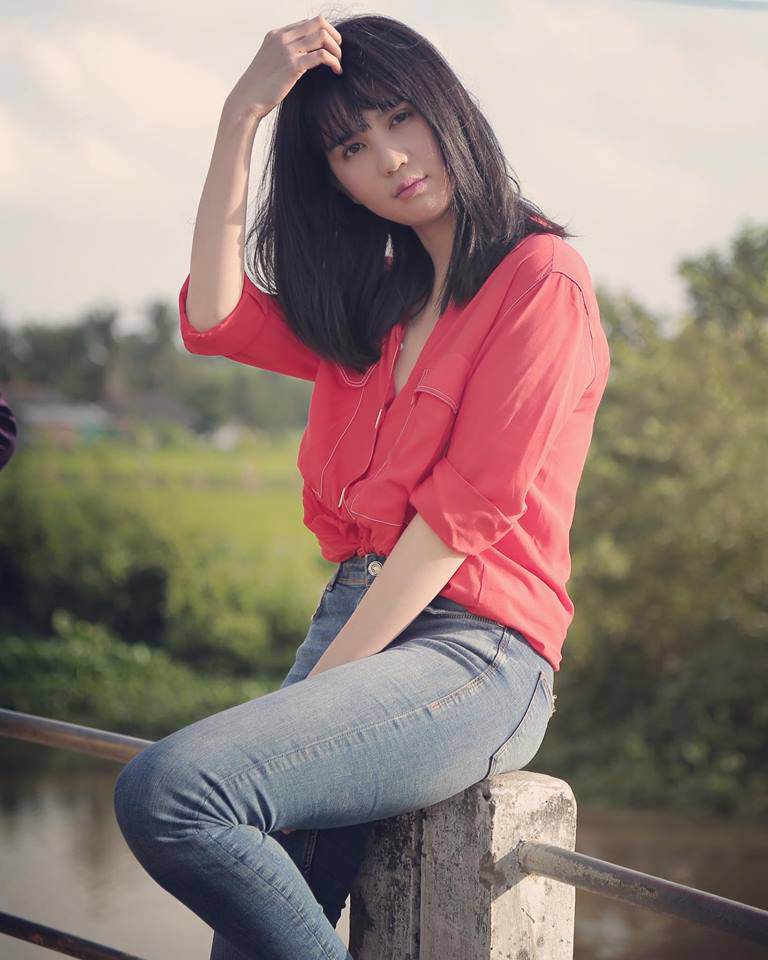 Ngọc Trinh để vòng 1 bốc hơi vì không ít lỗi lầm khi chọn váy áo-9