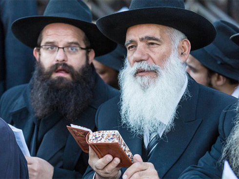 Không chỉ dạy đọc sách, người Do Thái còn giúp con phát triển tư duy nhờ điều đơn giản này-2